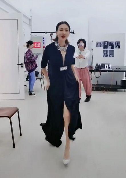 对嘴秀视频,带你领略幽默魅力